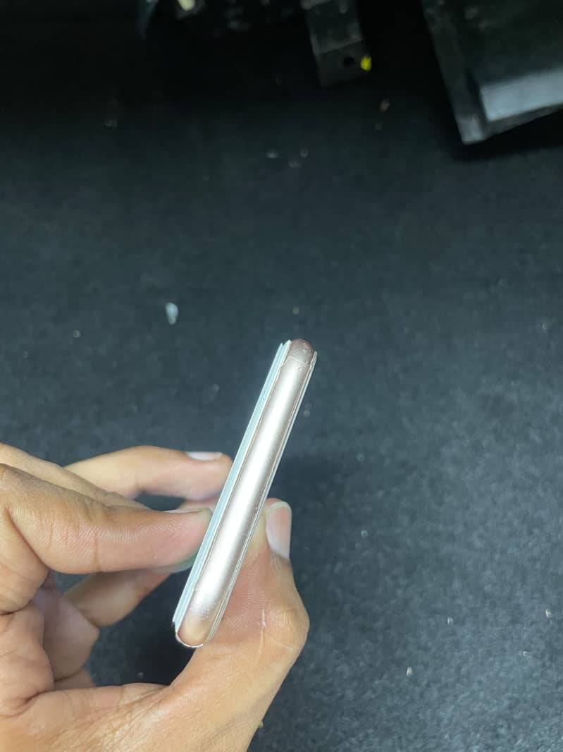 iPhone 8 1