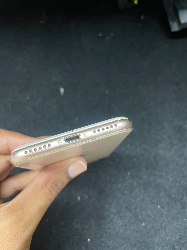 iPhone 8 5