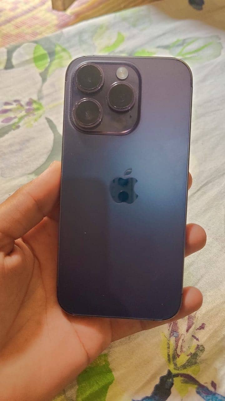 iPhone 14 Pro 0