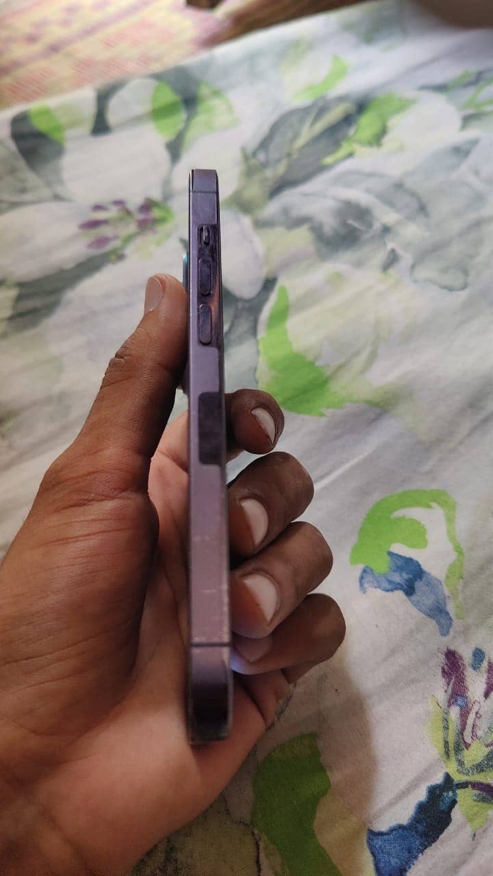 iPhone 14 Pro 5