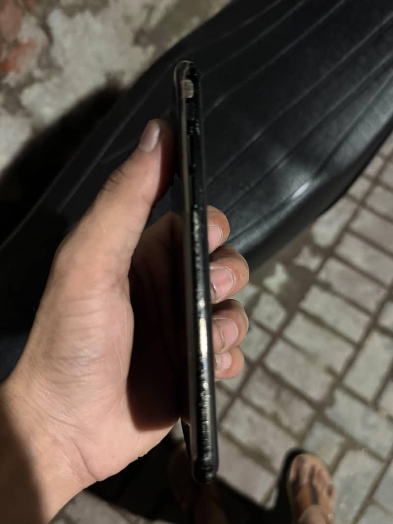 Apple iPhone X 2