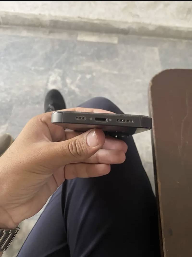 iPhone 14 Pro 5