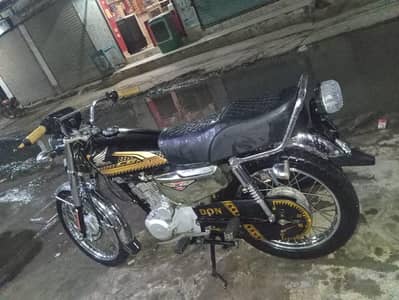 125 golden edition