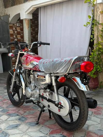 Ahmad ijance bike Ghar pain kare khowe khai