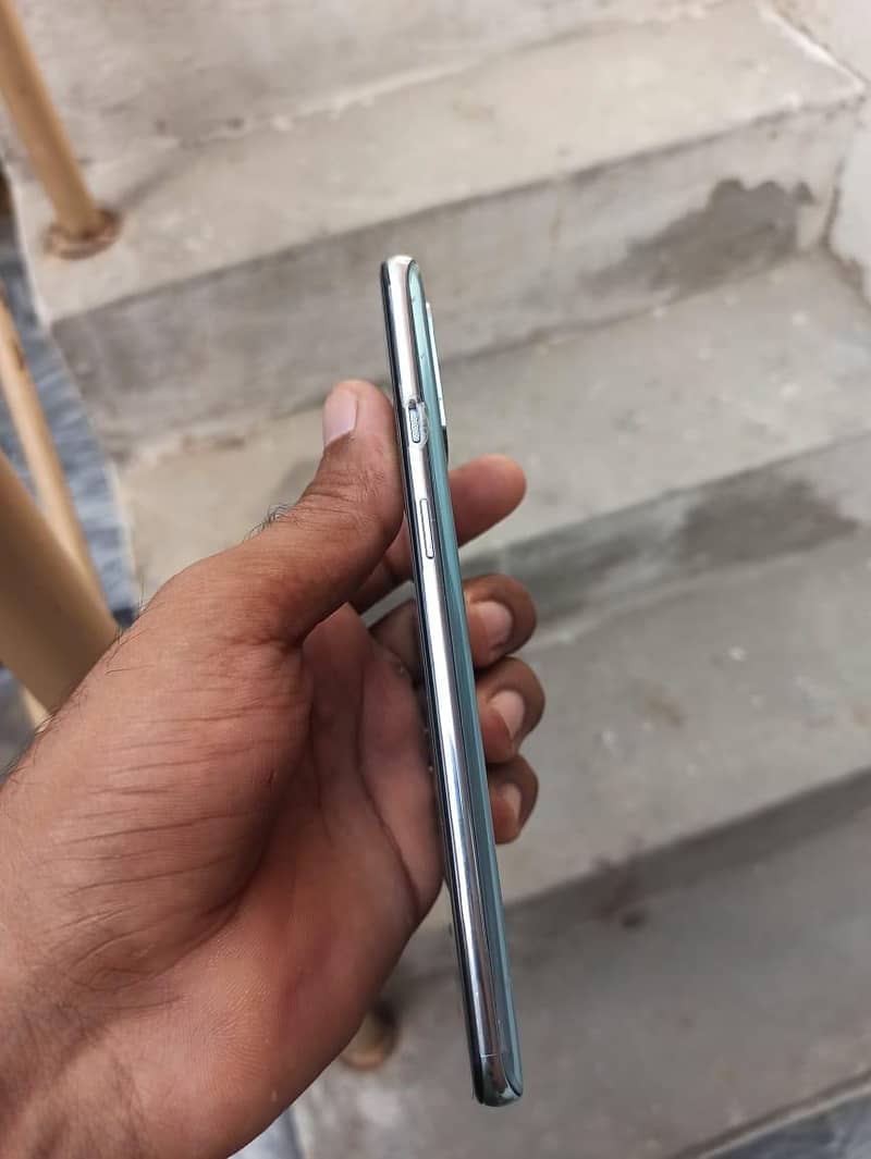 One Plus 8T 2