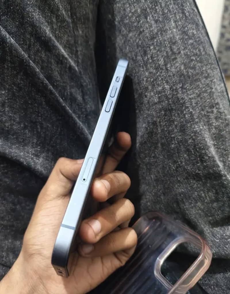 iPhone 14 plus 1