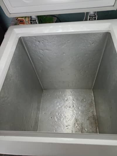 Haier inverter D Freezer 3 year use 10/10 no repair