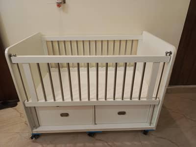 Baby cot/ baby bed/ baby crib for sale