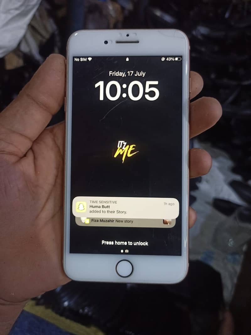 Apple iPhone 8 Plus 3