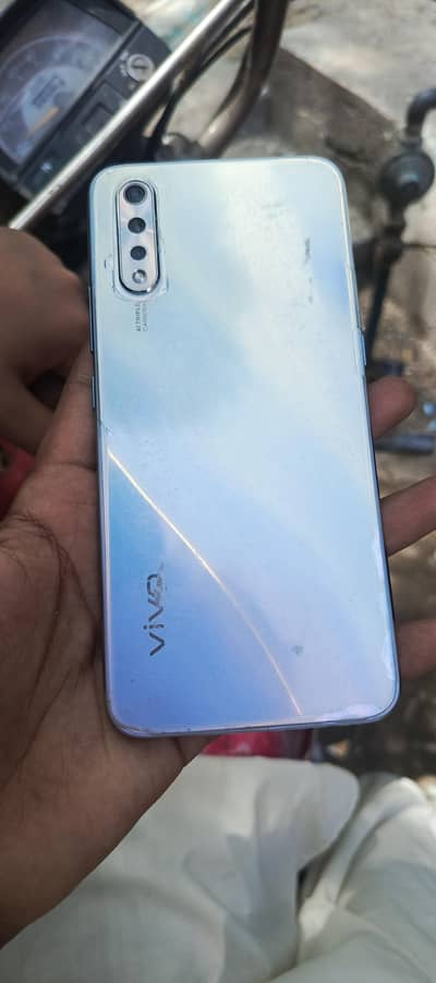 Vivo S1
