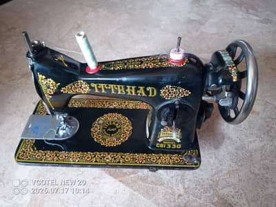 ITTEHAD SEWING MACHINE ( EXCLLENT CONDITION) BILKUL OKAY HY CONDITION