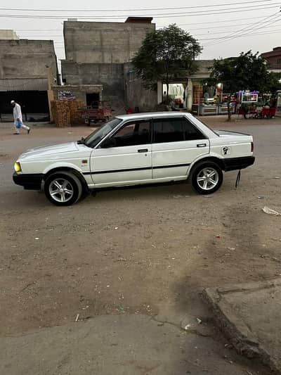 Nissan Sunny 1986