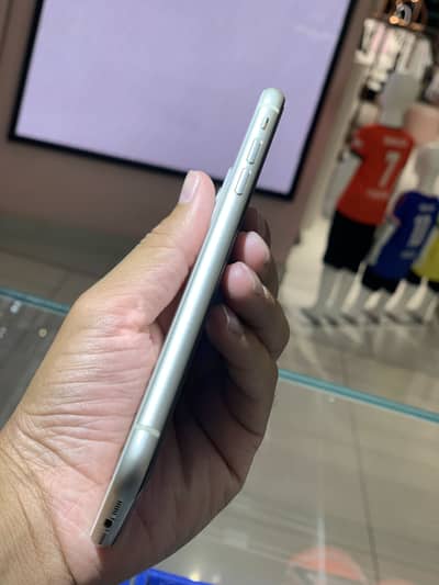 Apple iPhone 11 FU