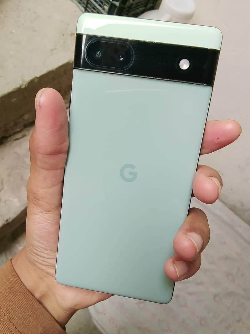 Google Pixel 6a 1