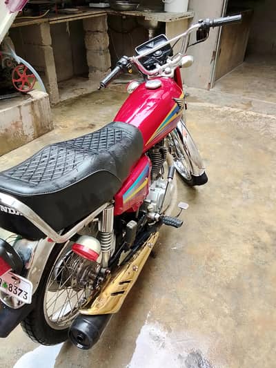 CG125