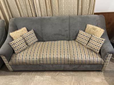7 seater Sofa Set for sale