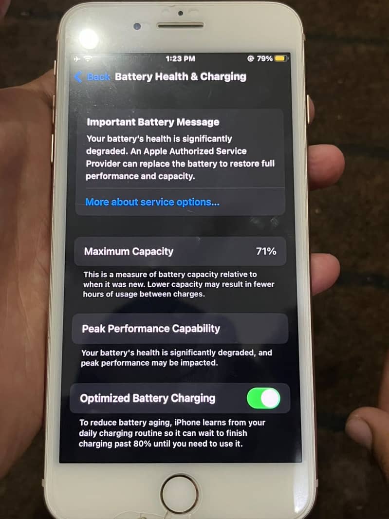 Apple iPhone 8 Plus 4