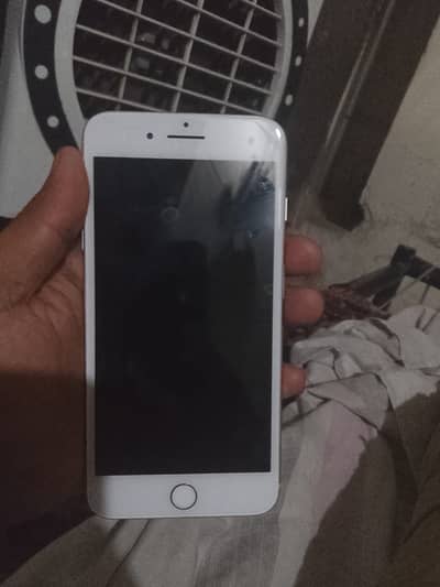 iPhone 8+