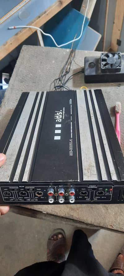 amplifier  4 channel