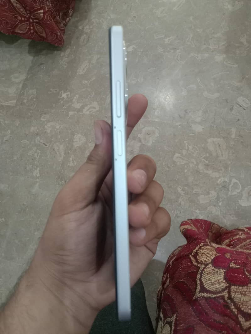 OPPO A3 4