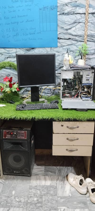 lenovo ddr 3  genration 3 pc and lcd  and mehfill 100 speakers