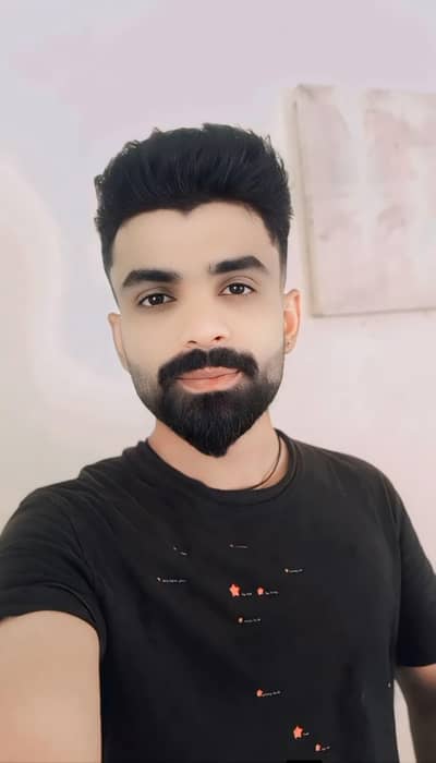 mujy job ki zarorat ha bike ride be ho03277162700 what app