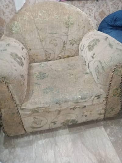 sofa Set is available for sale