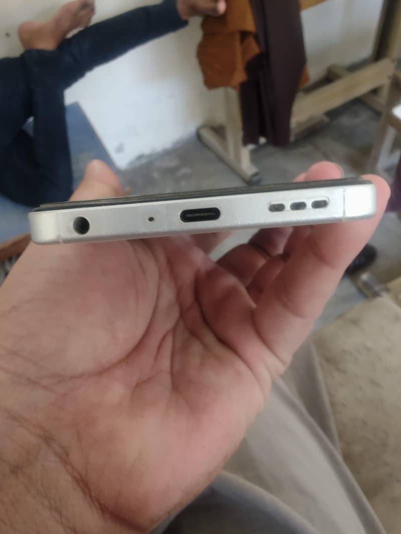 OPPO A5 full lash candishn 10 by 10 3