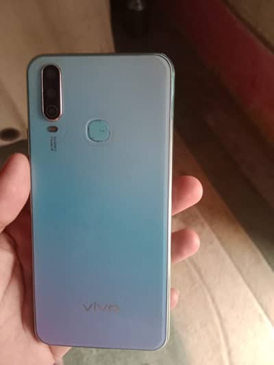 Vivo y17