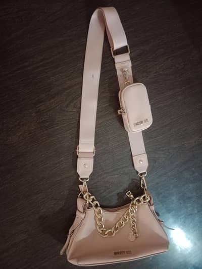 branded bag Madden nyc