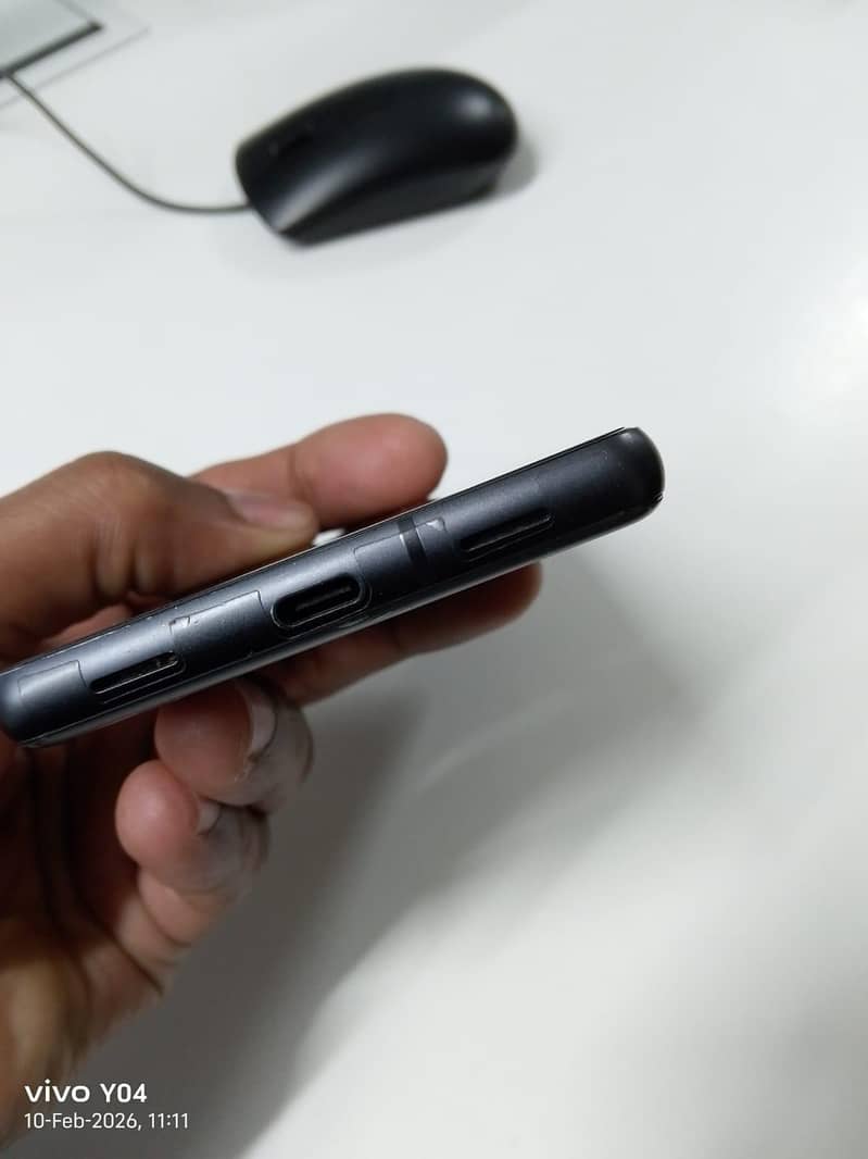 Google Pixel 7a 4