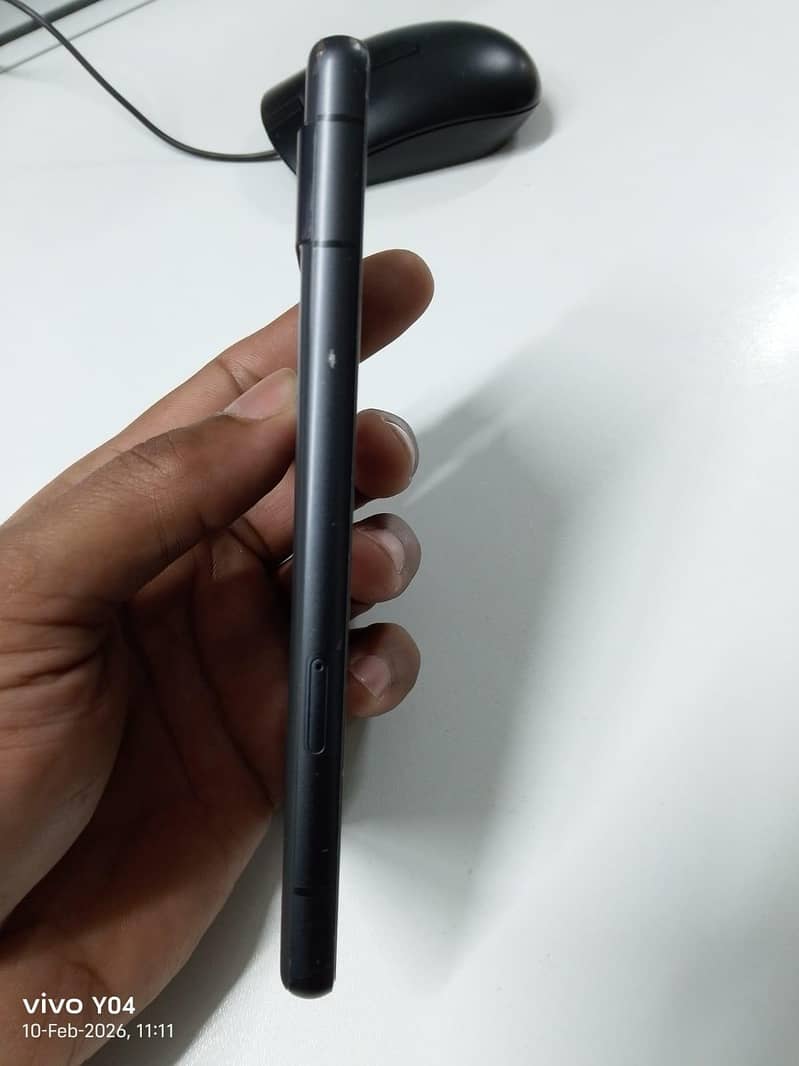 Google Pixel 7a 5
