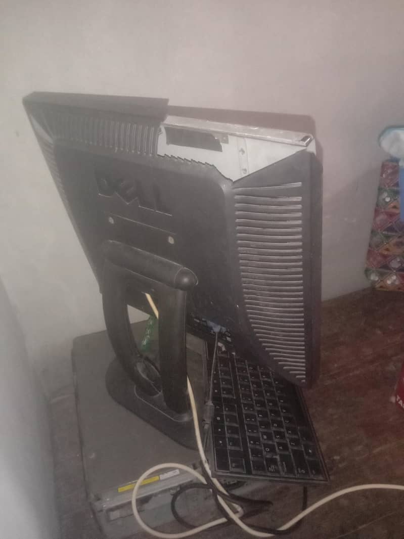 Computer Set For Sell 1