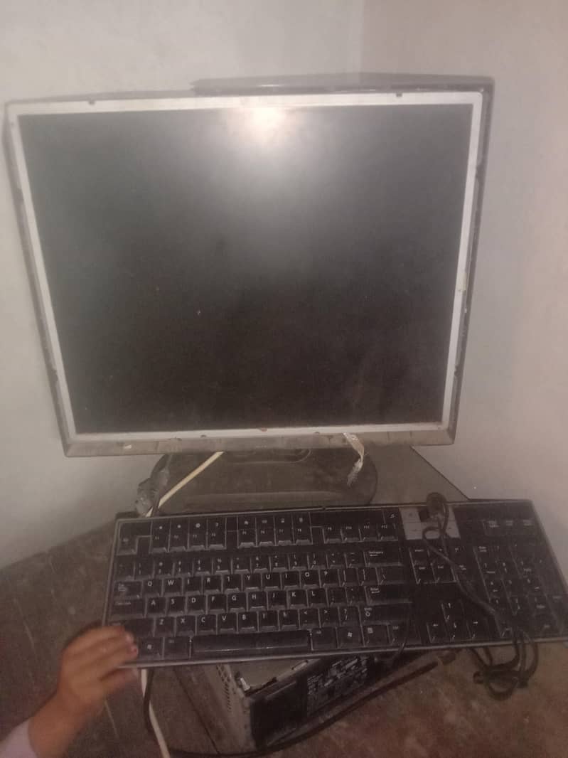 Computer Set For Sell 2