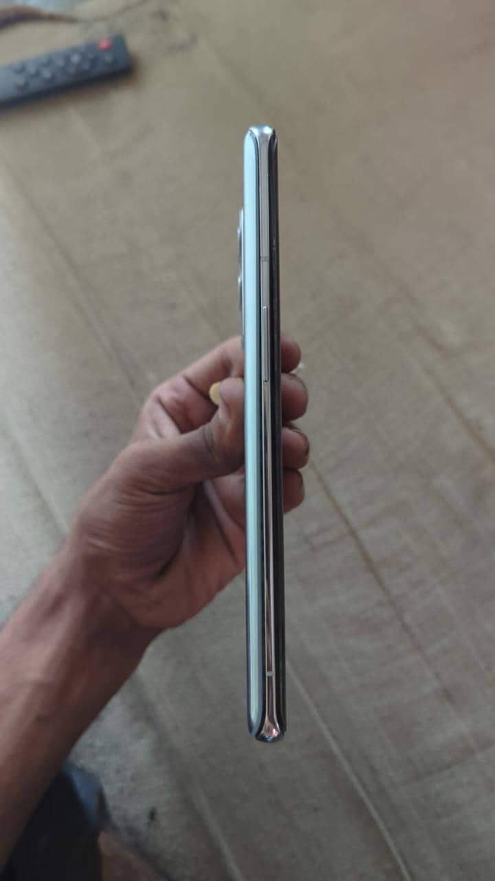 One Plus 9 Pro 3