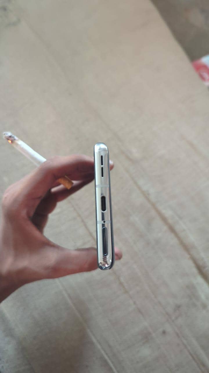 One Plus 9 Pro 4