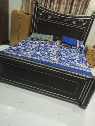 bad set with dressing  for sale