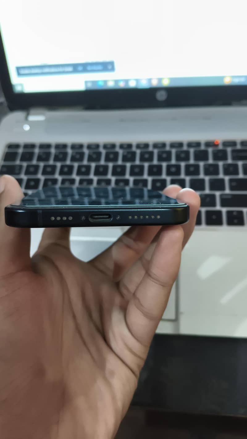 Apple iPhone 15 plus 2