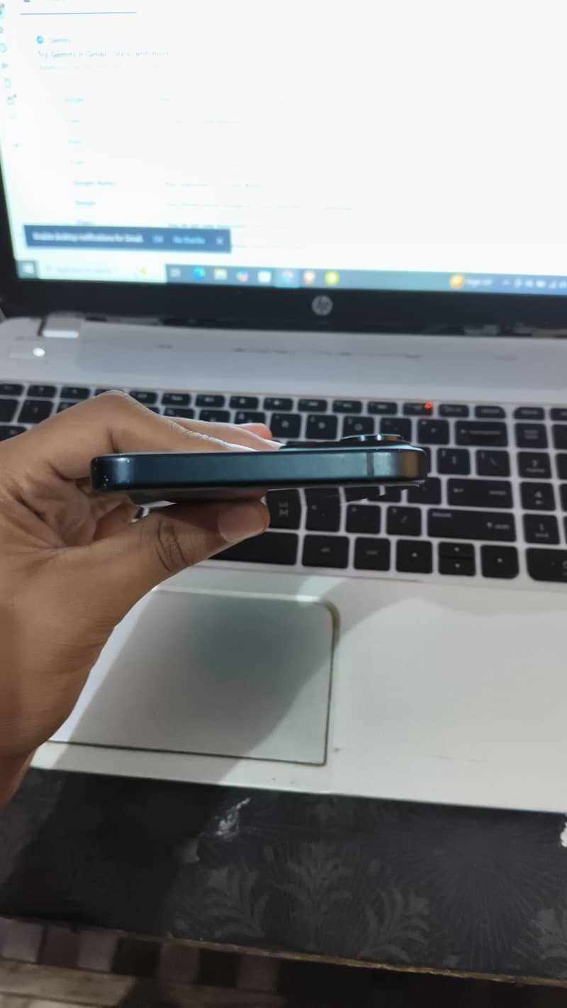 Apple iPhone 15 plus 3