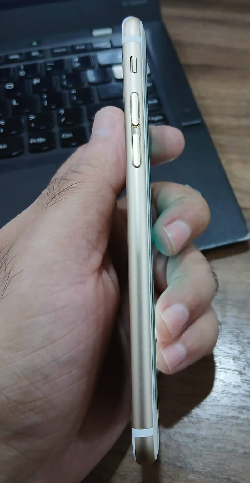 Apple iPhone 8 1
