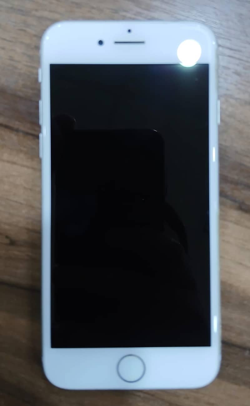Apple iPhone 8 5