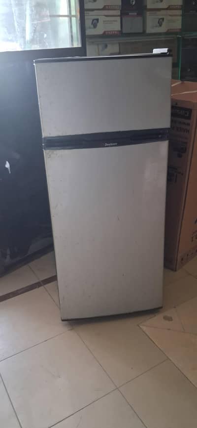 dawlance bedroom size ref model 9107  1 sal use ha