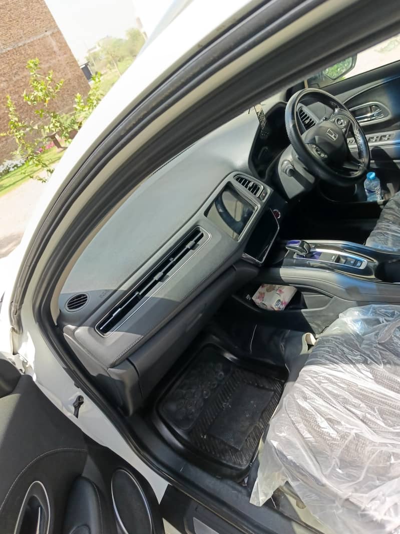 Honda Vezel 2017 7