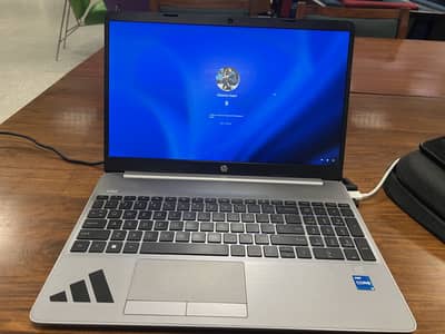 HP 250 G9 8GB DDR4 256GB Samsung SSD Windows 11 Home First Owner