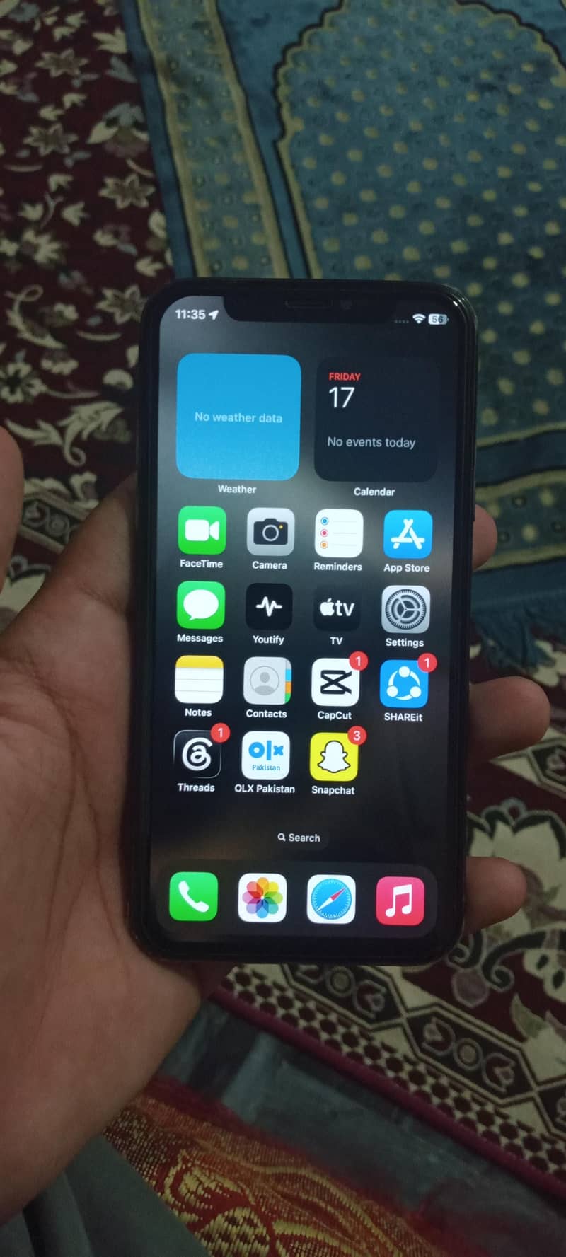 Apple iPhone X 4