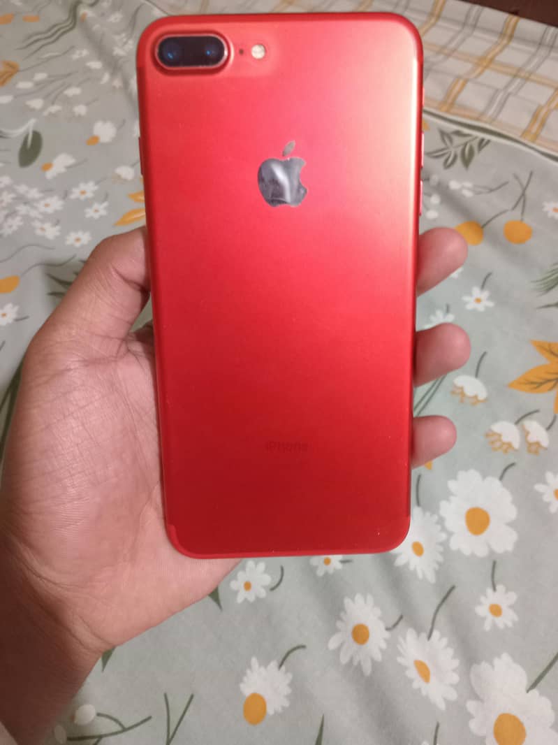 Apple iPhone 7 Plus 0