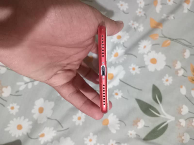 Apple iPhone 7 Plus 2