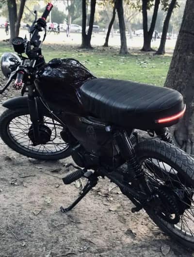 70cc converted into Cafe Racer