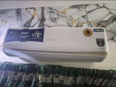 1.5 ton ac in brand new condition with waranty
