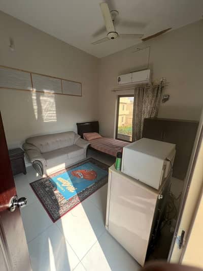 One Fully Furnished Bedroom With Attached Bath And Kitchen Available For Rent Best For Female And Husband Wife